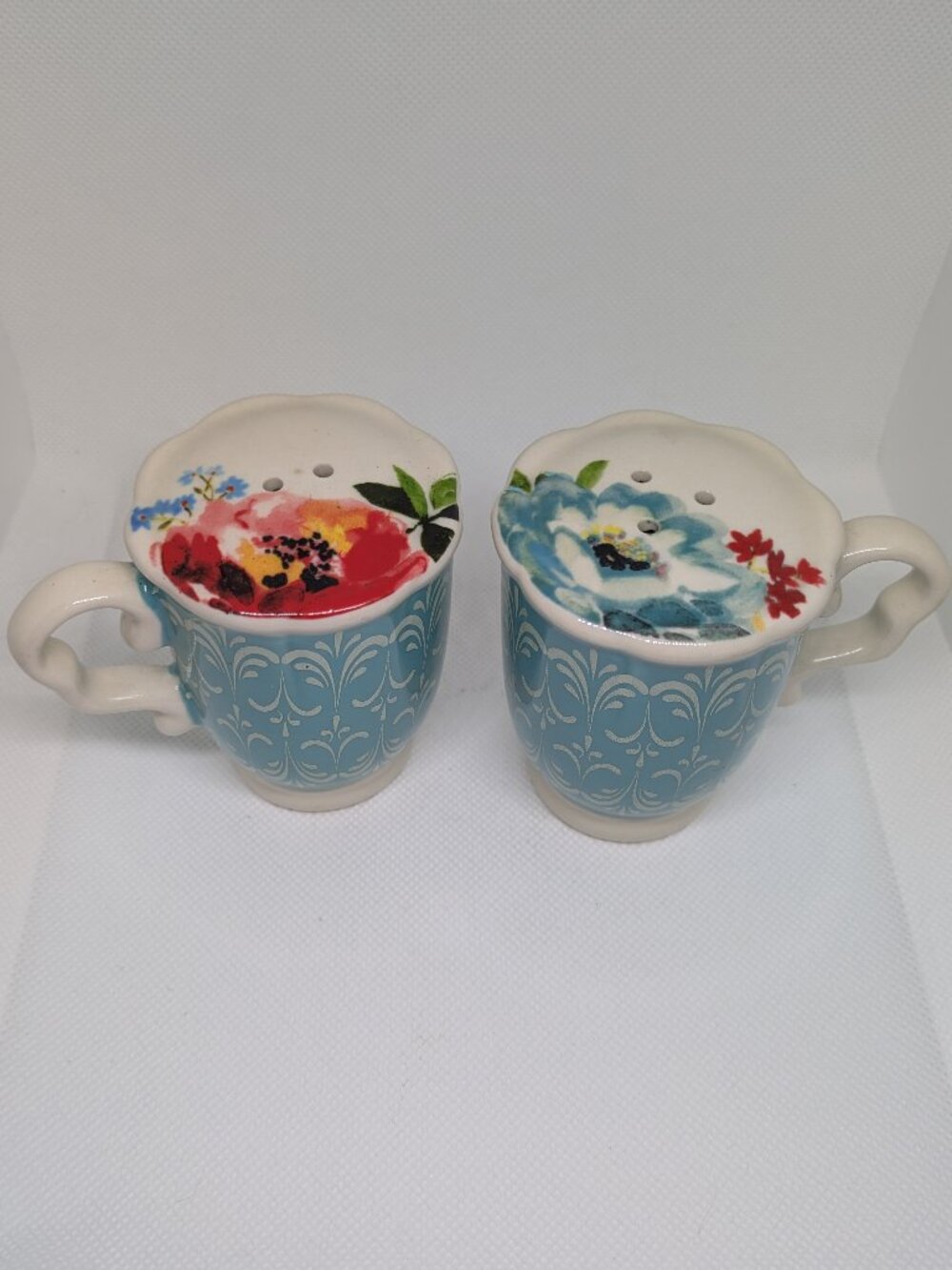 The Pioneer Woman Melody Teacup Salt and Pepper Shaker Set